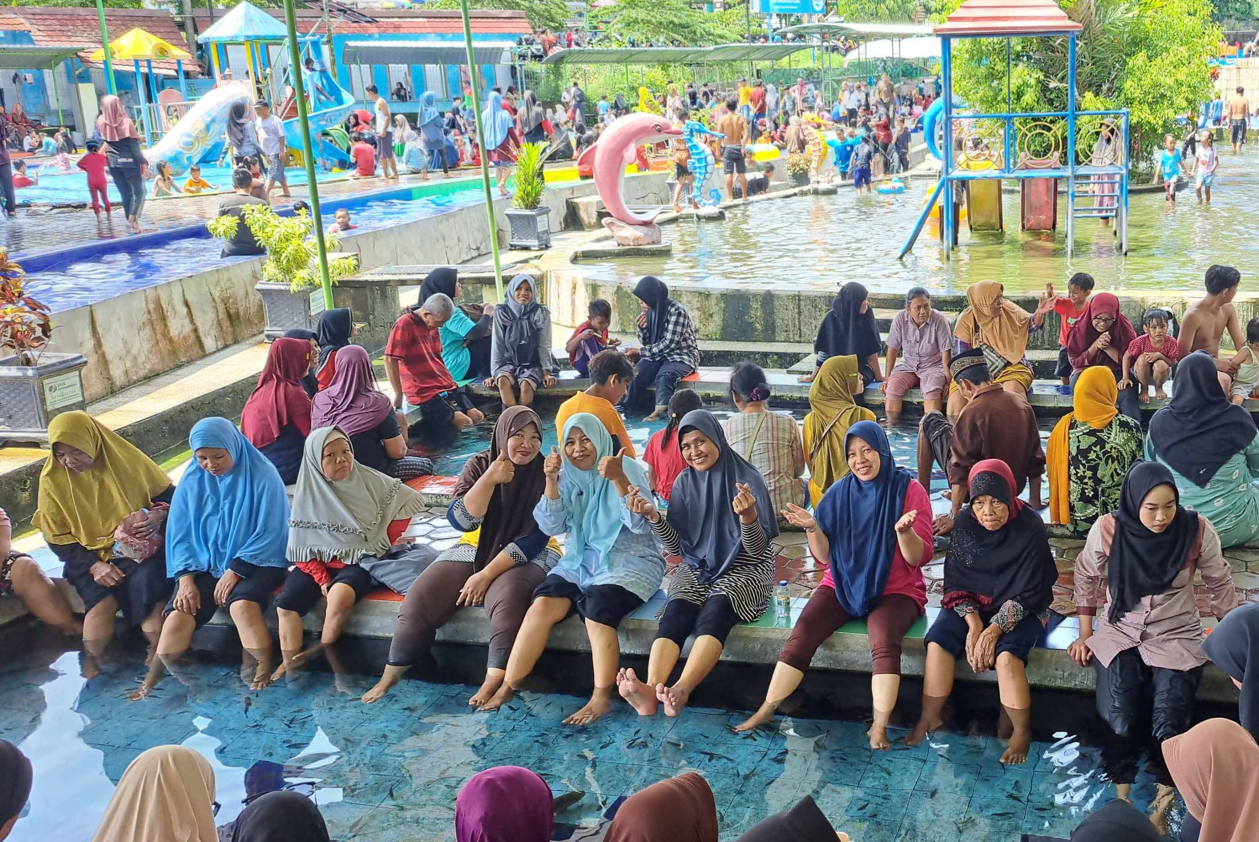 Dasawisma Apokat RT01 “Piknik Tipis ke Umbul Pelem”