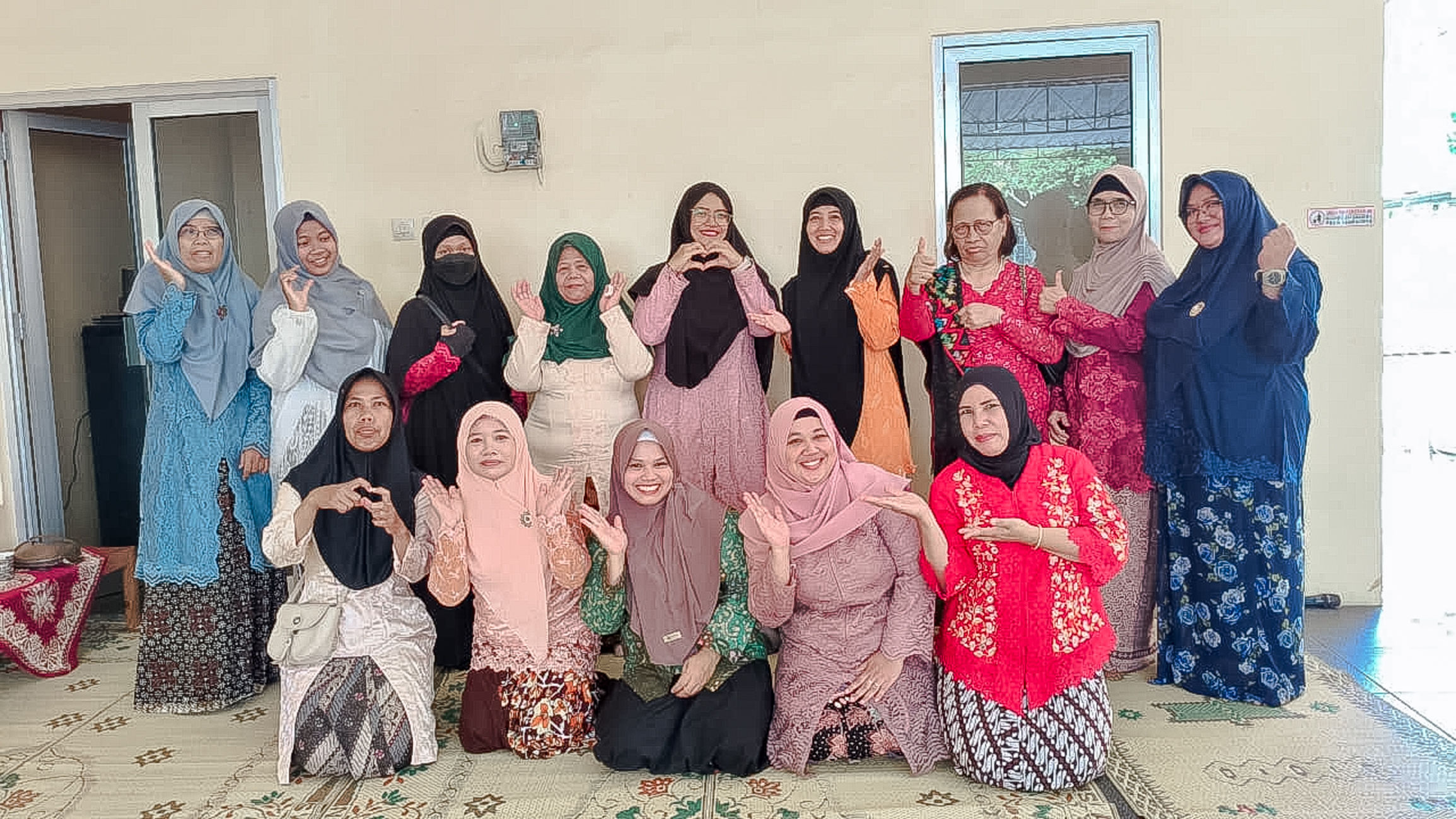 WARGA SANTREN PERINGATI HARI KARTINI 2026 DENGAN SEMANGAT KEBERSAMAAN